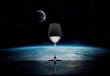 人類初、「獺祭」の旭酒造が宇宙での日本酒造りに挑む 1本限定1億円で販売 将来は月面での製造目指