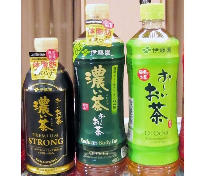 「お～いお茶 濃い茶」㊥と「同 PREMIUM STRONG」㊧