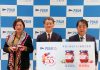 山本範雄社長㊥、藤原かおり氏㊧、佐川健志氏