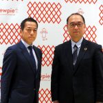 マーケ本部長の中島健氏㊧とFS統括の山田秀春氏