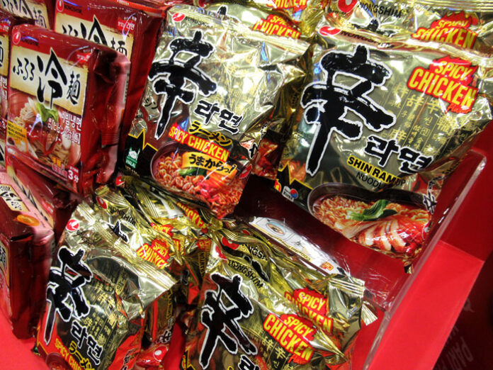 「辛ラーメン　スパイシーチキン」
