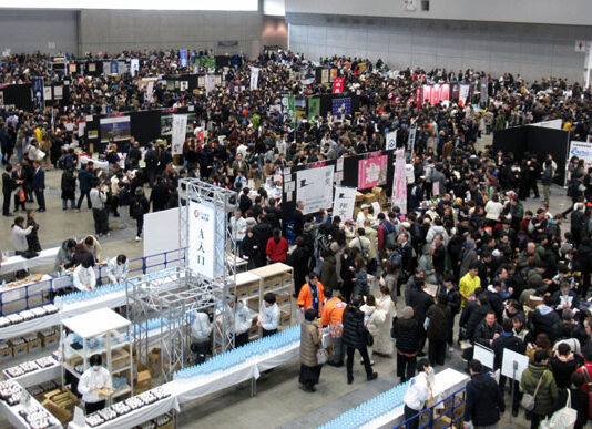 2日間で1万8000人が来場