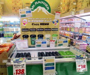 インバウンドを意識した売場ドンキホーテ浅草店 インバウンドを意識した売場(ドン・キホーテ浅草店)