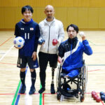 （左から）鳥居健人選手、山本篤氏、鈴木孝幸選手