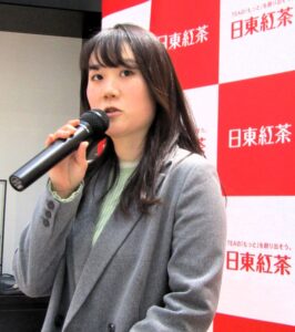 河村玲奈氏