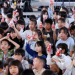 「明治プロビオヨーグルトR-1」で乾杯