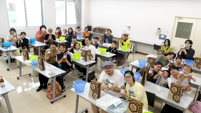 仕込み完了みんなで記念撮影 仕込み完了!みんなで記念撮影