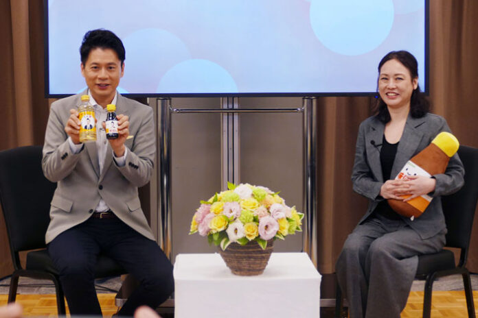 石井亮次氏㊧と中埜裕子社長