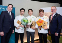 アイリッシュ グラスフェッドビーフ トップシェフら集うクラブ アジアで初の設立 一層の認知拡大へ (左から)マーティン・ヘイドン大臣、井上裕基氏、西沢健三氏、林祐司氏、ジム・オトゥールCEO