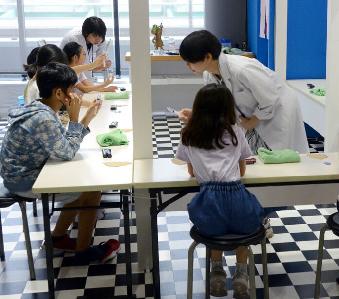 体験コーナーの様子（2024年）　