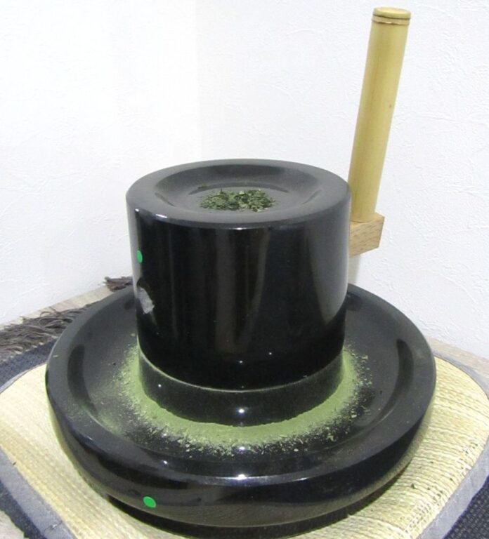 石臼挽き抹茶