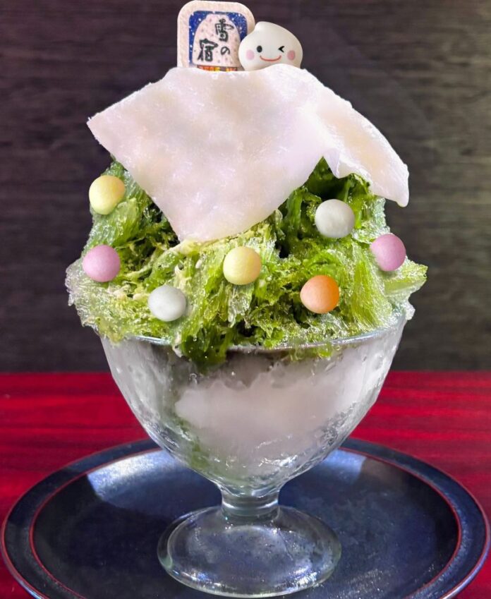 「雪の宿かき氷 抹茶＆みるく味」