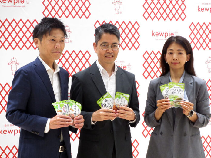 （左から）鈴木英明氏、木原光太朗氏、潤真奈美氏