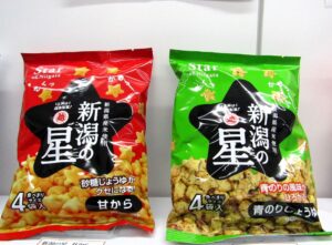 左から新潟の星 甘から同 青のりしょうゆ 左から「新潟の星 甘から」「同 青のりしょうゆ」