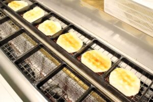 出来立て米菓の実演販売