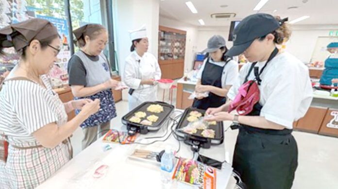 こども食堂でお好み焼 オタフクソース