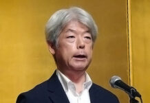 ドミー会 梶川社長「発展、成長への道筋示した」 バローHDの森専務も登壇 ドミーの梶川勇次社長