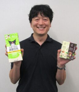亀井淳一マーケティング本部マーケティング推進部部長商品企画部部長 亀井淳一マーケティング本部マーケティング推進部部長・商品企画部部長
