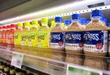 サントリー「クラフトボス 世界のTEA」店頭で存在感増す 紅茶の枠組みを超えたアレンジティー提案でユーザーの裾野拡大 店頭で存在感増す「クラフトボス 世界のTEA」