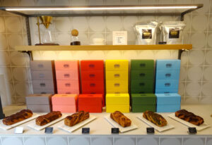 リボン食品バブカカタブラ店内 リボン食品バブカカタブラ店内