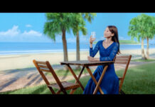 宮崎の青い海に“人魚” 雲海酒造「木挽 BLUE」 生成AI活用の新CM 「マーメ AI ドあらわる」篇より