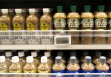 コーヒー飲料、原材料高騰と価格改定による消費減退の二重苦の厳しい環境に屈せず各社ブランド育成 コーヒー飲料売場