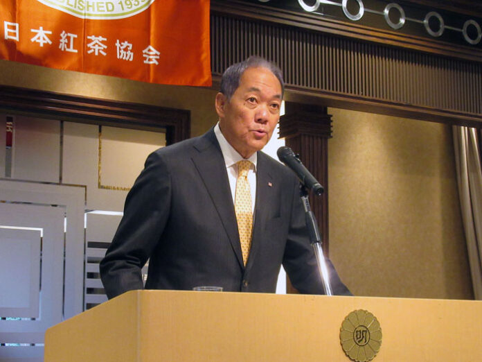 片岡謙治会長