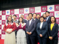 チンするレストラン-オープニングセレモニーの模様