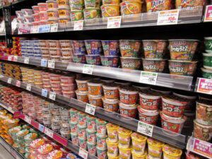 カップ麺売り場 カップ麺売り場