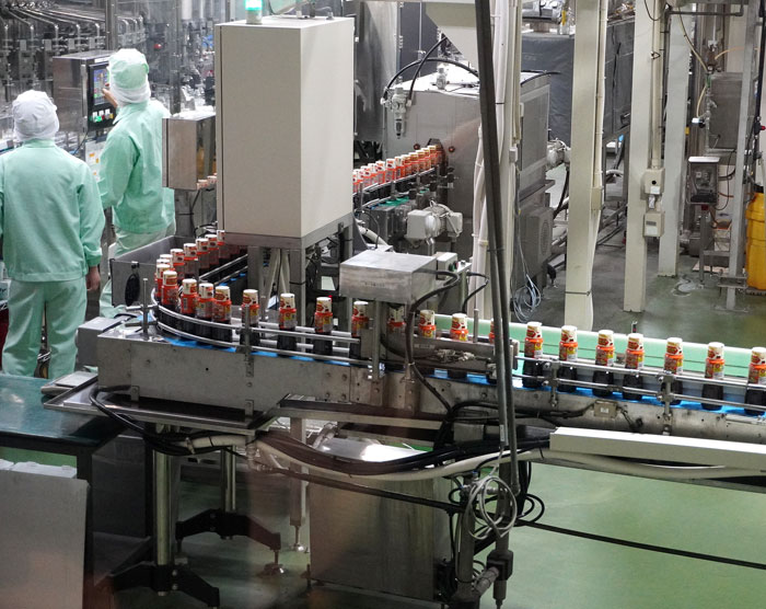 充填能力は1分間に200本 充填能力は1分間に200本