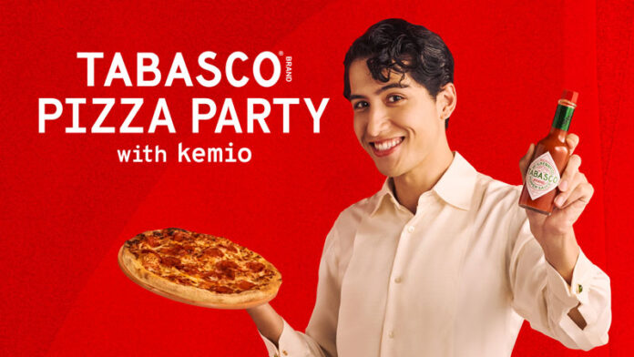 マキルヘニー社 「ピザに、タバスコ」提案 ドミノ・ピザとも初コラボ