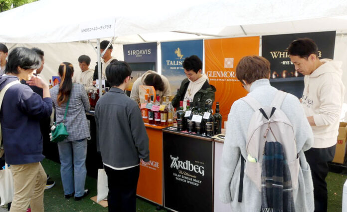 普段はお目にかかれない年代物も