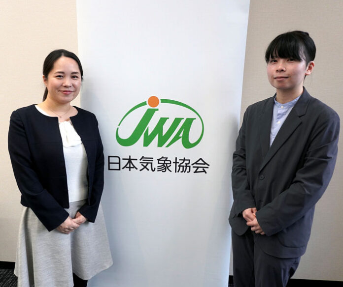 新たな取り組みを明らかにした日本気象協会の大森明子氏㊧と鈴木はるか氏