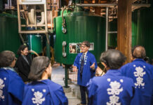 日本酒文化を世界へ 訪日外国人向け酒蔵体験ツアー 国分グループ本社 酒蔵の歴史と文化を体験