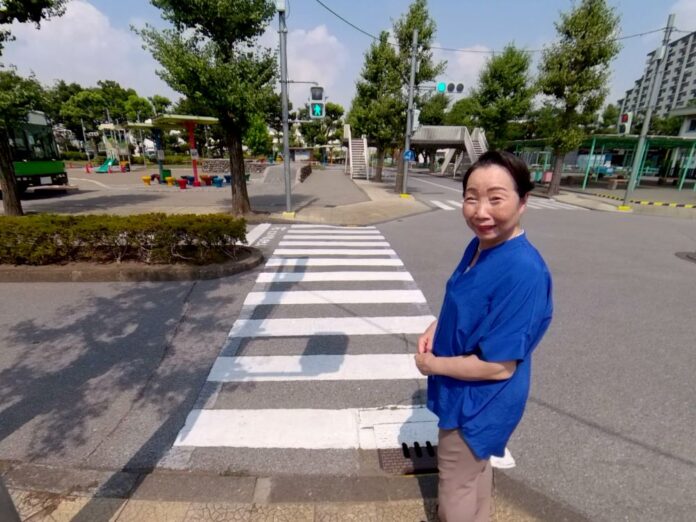 「フレイル予防支援VR」を使った脚力低下の疑似体験