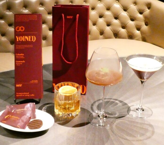 「YOINED」とオリジナルカクテル