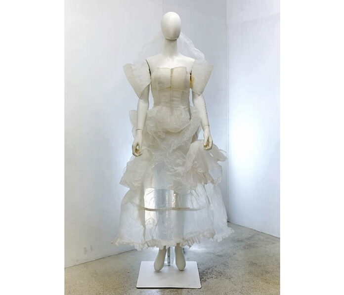 ナタデココから作られたウェディングドレス