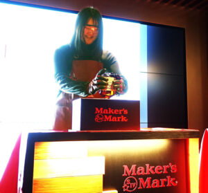 ブランドの象徴“封ろう”を体験