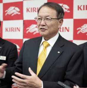 15日の会見で堀口英樹社長 15日の会見で堀口英樹社長