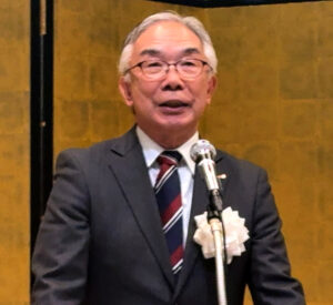 全国飲用牛乳公取協 八尾文二郎委員長