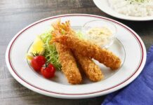 新ニチレイフーズ 統合シナジー追求へ こだわり素材×加工技術 「手仕込みえびフライ」