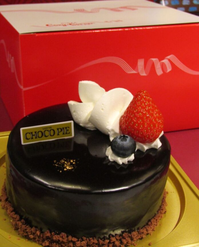 銀座コージーコーナーの「ケーキになったチョコパイ」（4号）