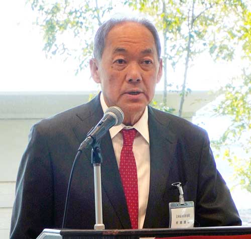 片岡謙治会長