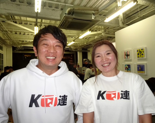 木本武宏さん㊧と木本さんの実妹・大岡真裕美さん