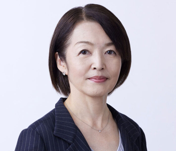 社長に就任する佐藤晃世氏