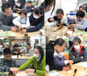 ミル挽き体験の様子