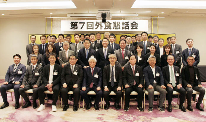 外食企業12社が参加