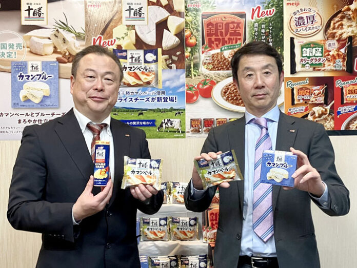 林聡史事業部長㊧と道家民樹本部長