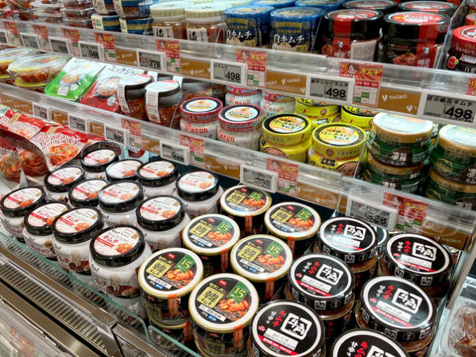 スーパーではキムチの品数が増加傾向