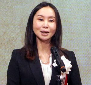 田中美代子会長